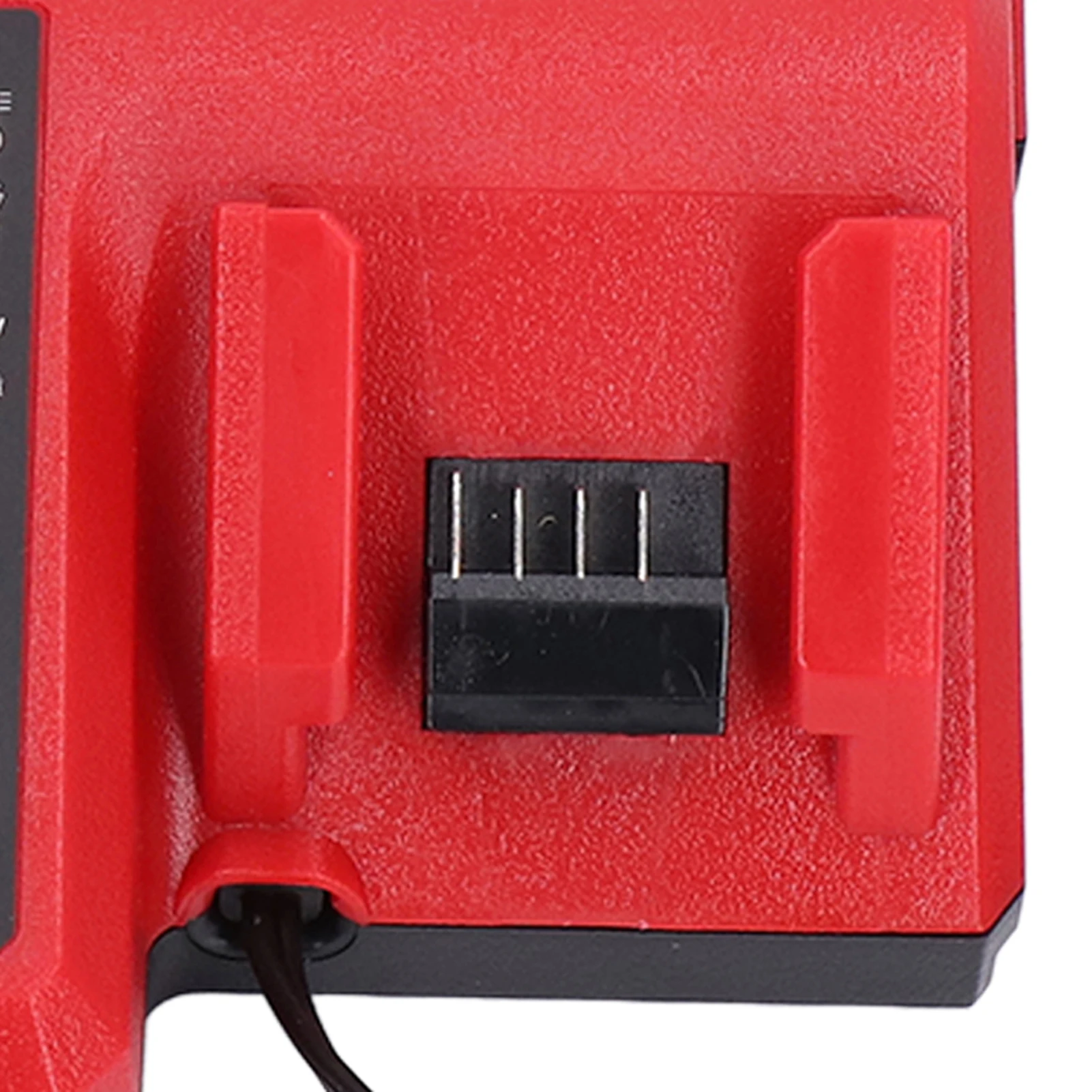 Plastic Lithium Battery Charger US Plug Red Black Housing Battery Pack Charger Charging Indicator Wall Mount Power Tool Charger