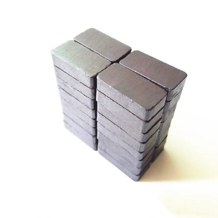 

100pcs Ceramic Magnet Block 20x10x4 mm Ferrite Bar Permanent Magnets for WhiteBoard Home Use