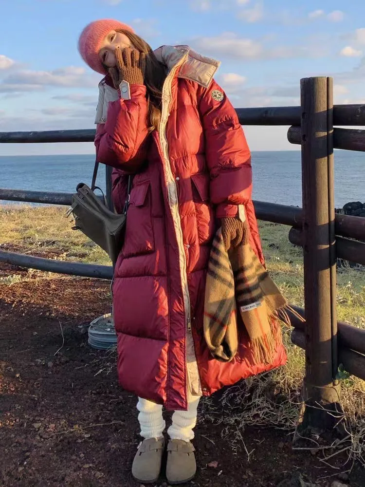 

2025 Winter New White Duck Down Coat Women Long Loose Thick Padded Parka Red Outerwear Fashion