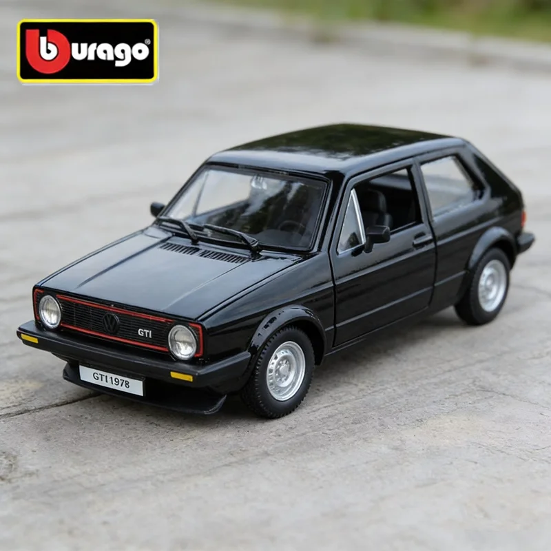 

Модель автомобиля Bburago 1:24 Volkswagen 1979 Golf Mk1 GTI из сплава, литая металлическая классическая модель автомобиля, имитация детских игрушек в подарок