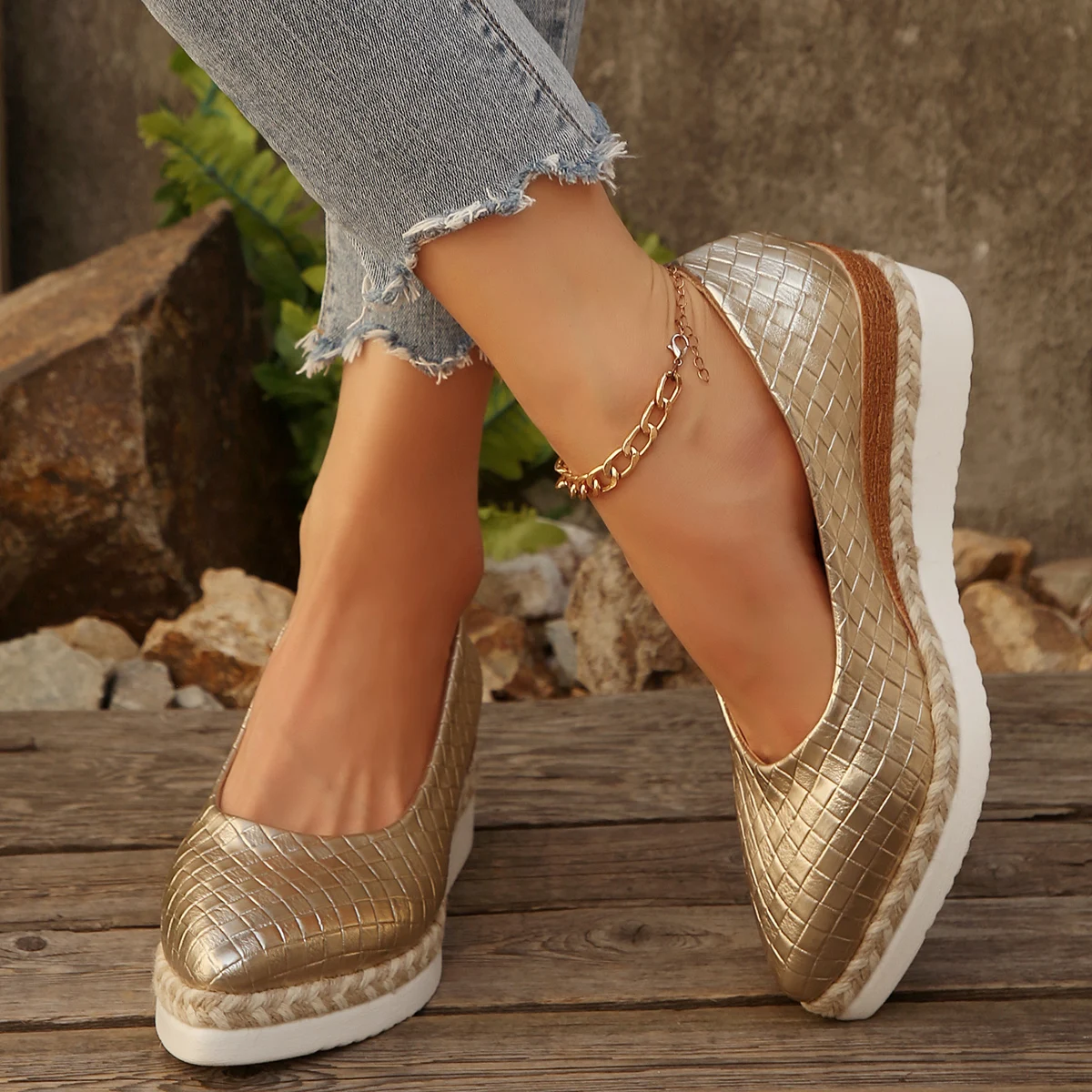 2025 جديد عالية الكعب أشار تو أحذية عالية الكعب مريحة السيدات الفم الضحلة الدانتيل متابعة قباقيب إسفين منصة النساء أحذية رياضية #3