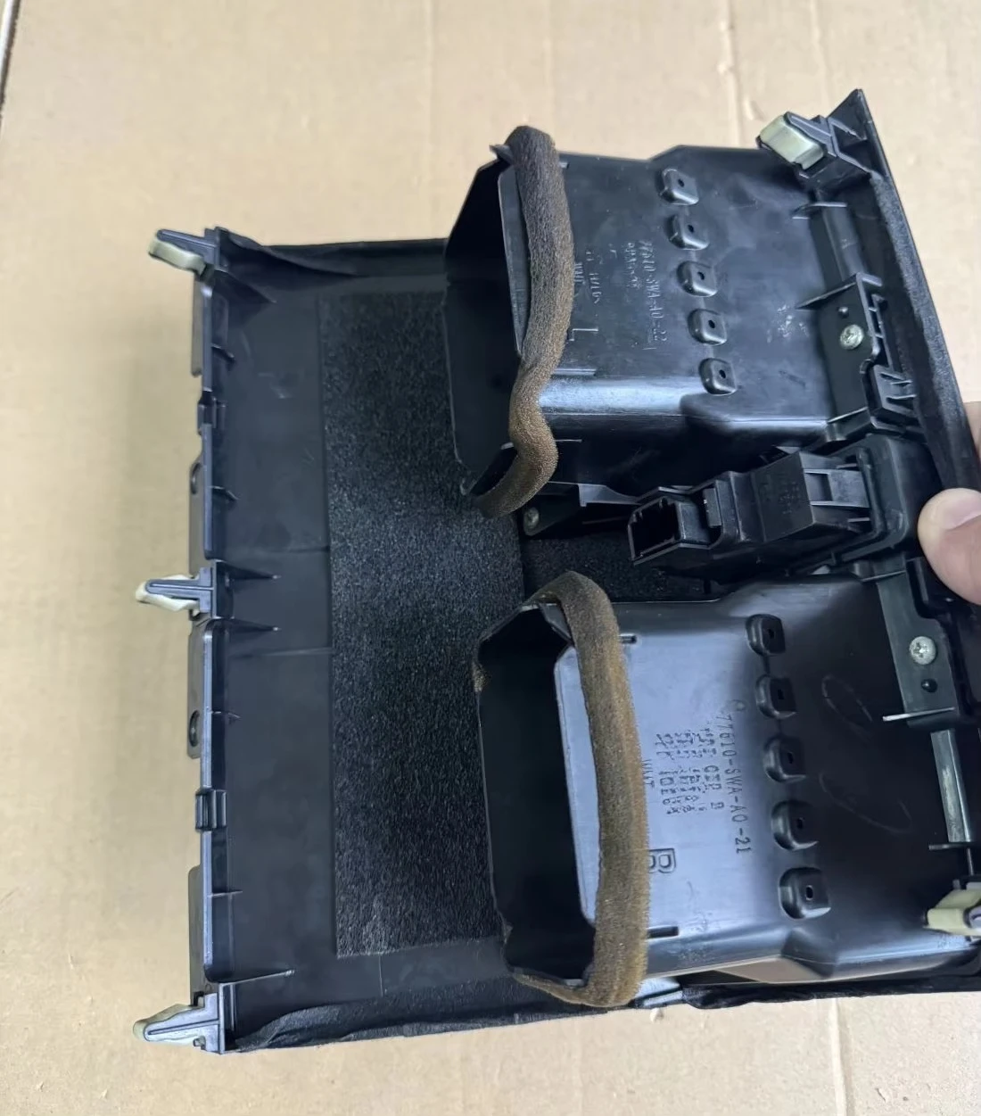 Car Dashboard Air Outlet Assembly For Honda CRV 2007-2011 Factory Dismantling