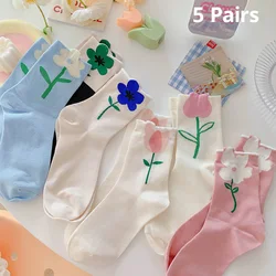 Women's Middle Tube Socks Harajuku Retro Floral Vintage Novelty Elegant EthnicKawaii Cute Casual Breathable Ladies Girls 5 Pairs