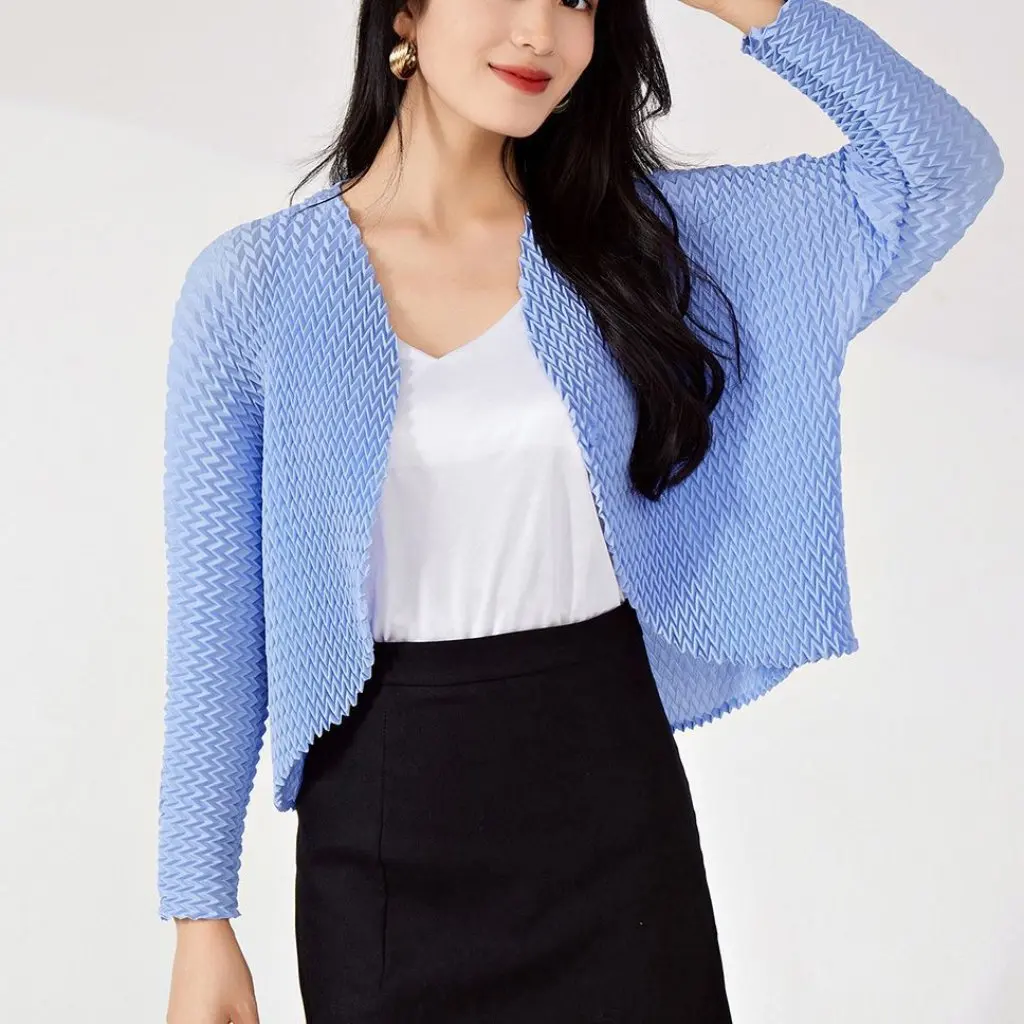 

White Women's Short Outwear Miyake Design Stereo Pleated Loose High-End Bat Shirt Cardigan Versatile Top
