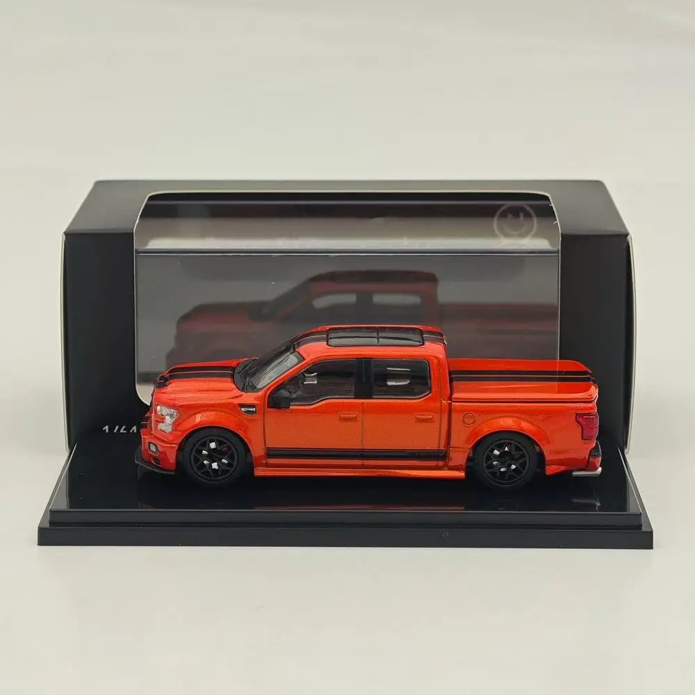 

Funny Model 1:64 Pickup Sport Truck Model F-150 Shelby Super Snake Orange with Black Stripes Diecast Models Car Collection