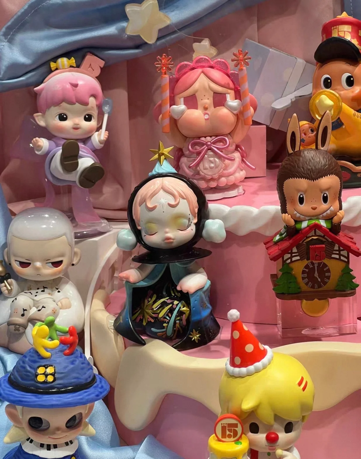 الأصلي Popmart الاحتفال باللحظة Popmart 15th الذكرى سلسلة صندوق أعمى زخرفة تمثال جمع هدية الكريسماس #2