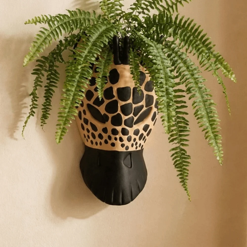 3D Animal Wall Mounted Flowerpot Abstract Design Elephant Head Leopard Style Hanging Planter Unique Wall Hanging Decoration