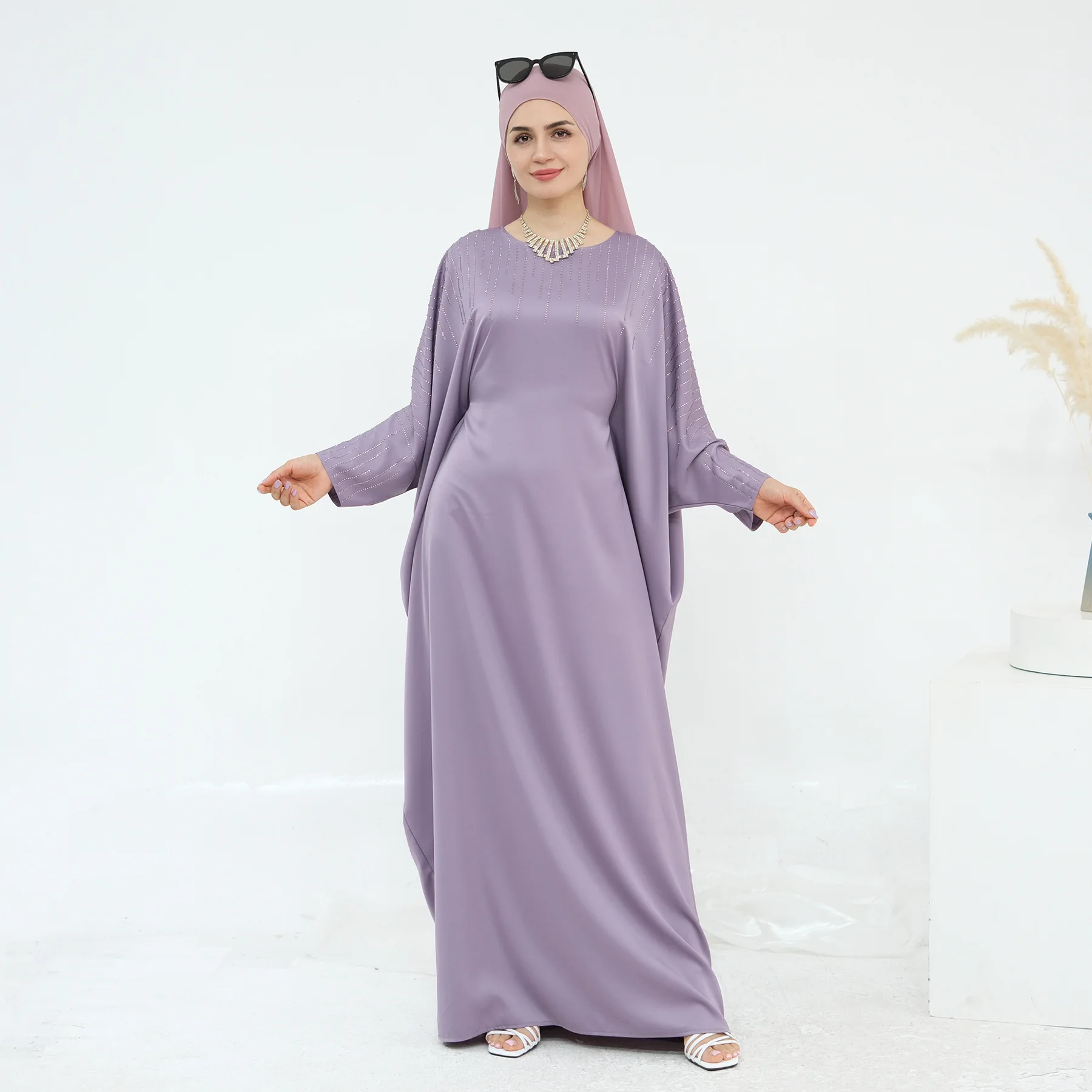 

Роскошное мусульманское платье с бисером в Дубае, женское платье с рукавами «летучая мышь», Абая Химар, джилбаб, кафтан, Ид, Рамадан, хиджаб, платья, кимоно, исламская одежда