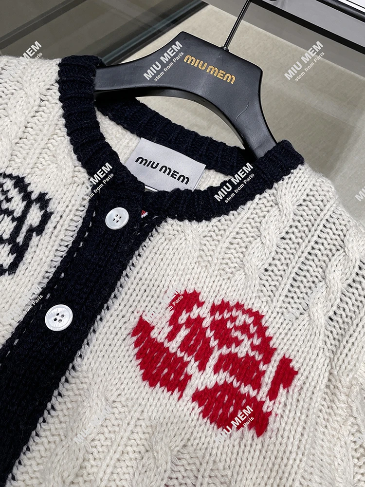 Miumem Women's Knitted Cardigan Spring 2025 Floral Print Versatile Top Button Detail Color Blo Long Sve ort Length