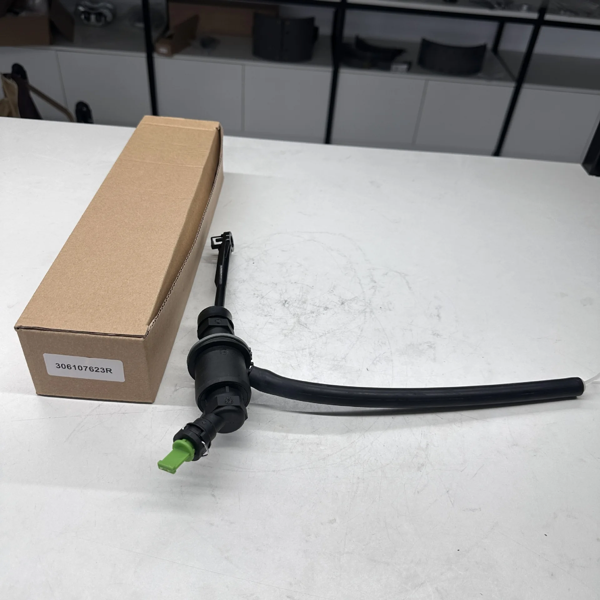 Used for Duster Clutch Master Pump 306107623R