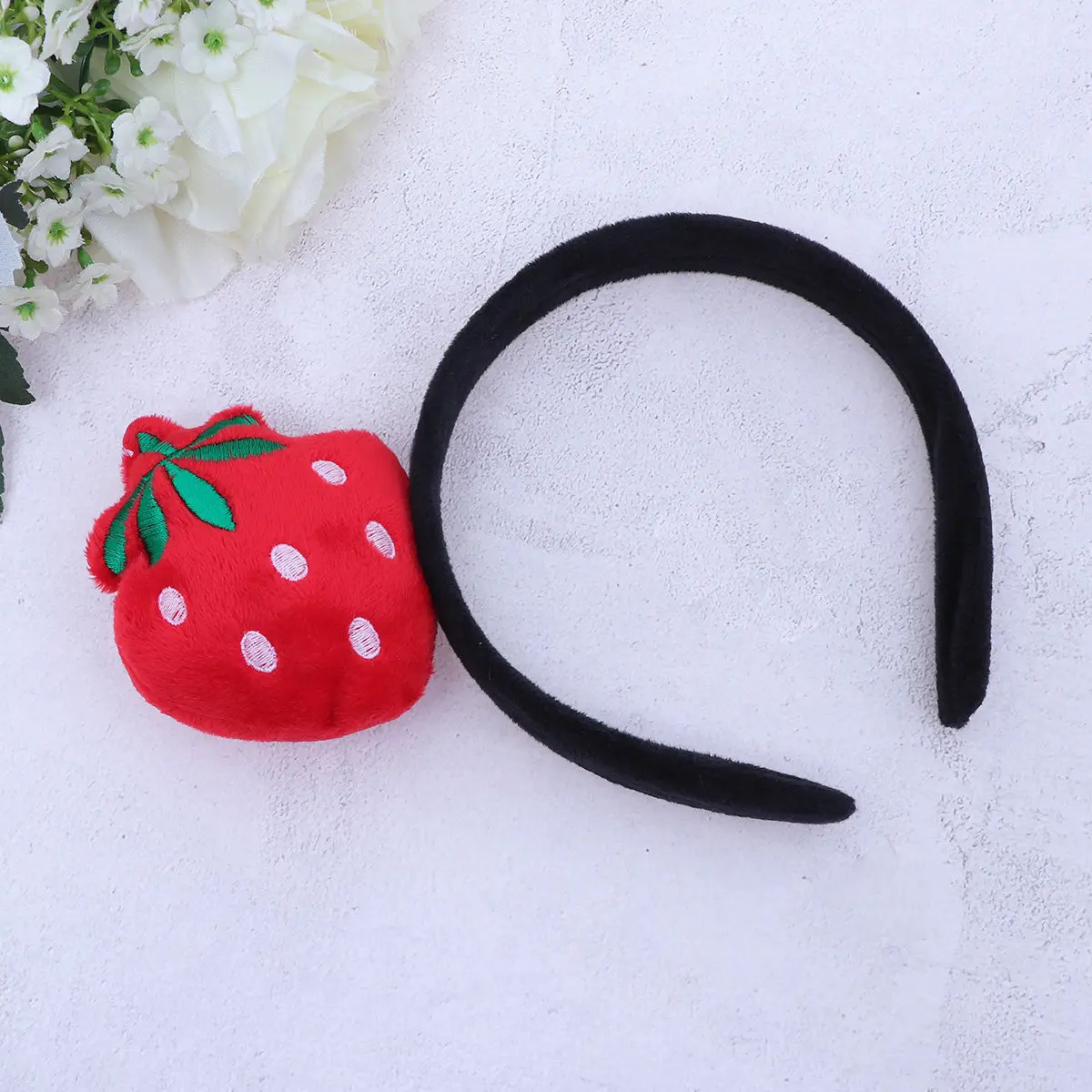 

Soft Cloth Strawberry Decor Headband Eye Catching Party Hair Accessory for Adults Birthday Christmas Cosplay Masquerade