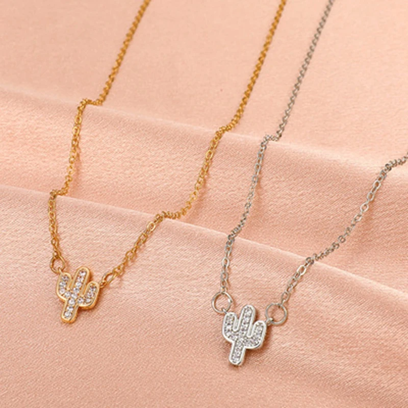 Cute Zircon Cactus Pendant Necklace High Quality Girls Alloy Short Chain Necklace Inlaid Crysta Youth Jewelry Gift