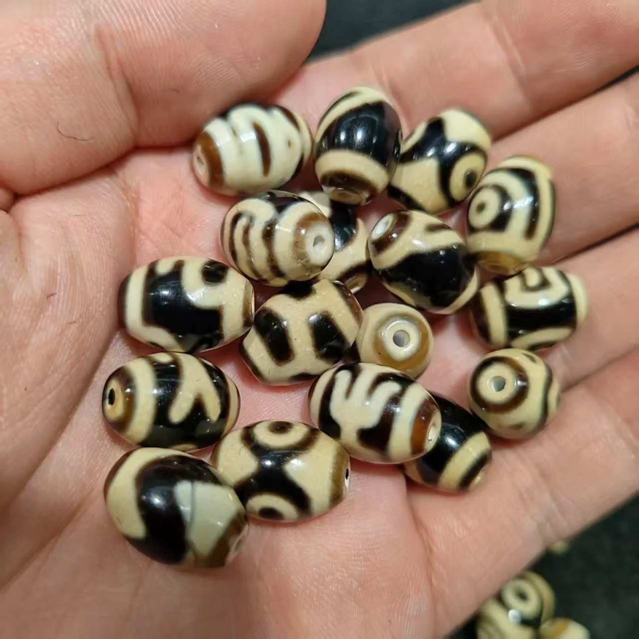 50 pcs Special Offer: Tibetan Tooth Yellow 12*16mm Daluo Agate Tianzhu Necklace Pendant Bracelet DIY Accessories Dzi