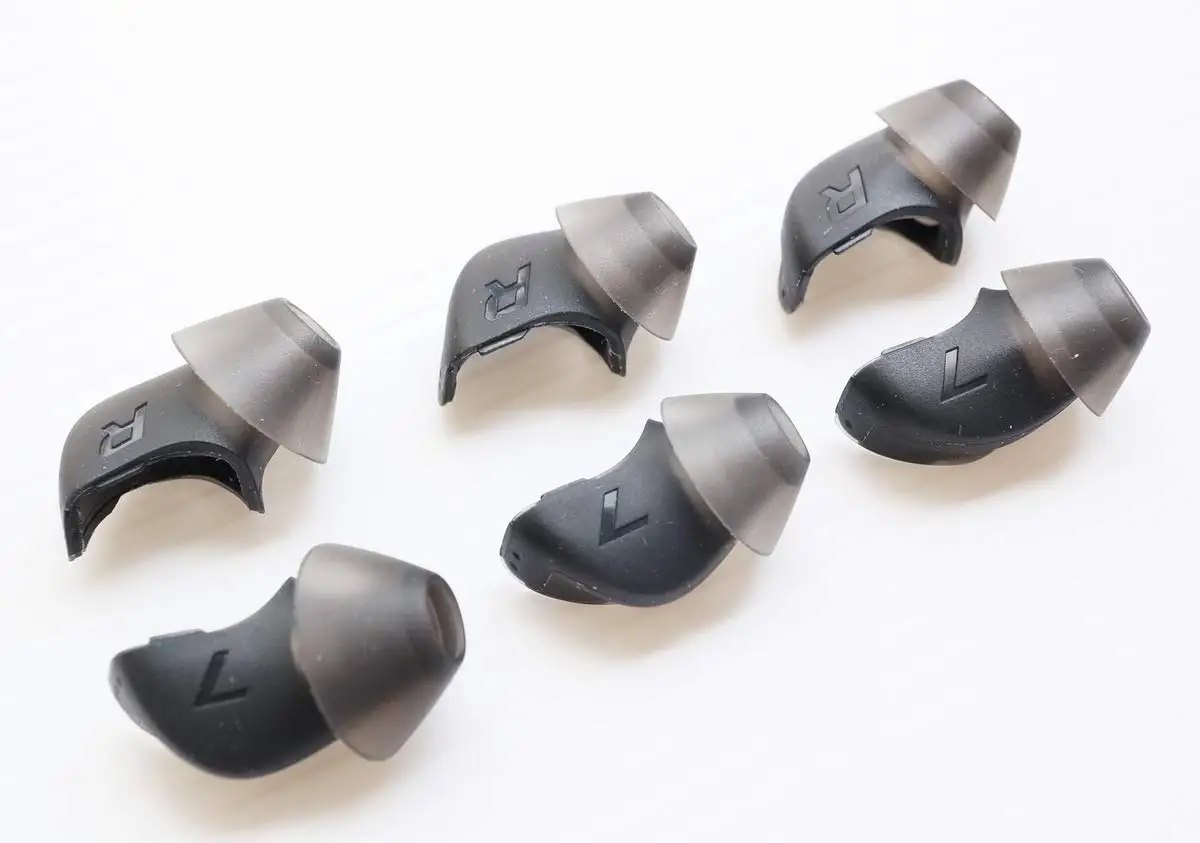 V-MOTA сменные амбушюры, совместимы с Plantronics Backbeats PRO 5100 True Earbuds, противоскользящие мягкие силиконовые наушники (3 пары)