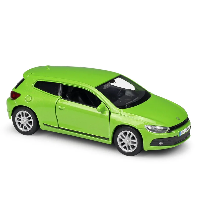 Welly 1:36 Volkswagen Scirocco alloy car model pull-back vehicle Collect gifts Non-remote control type transport toy