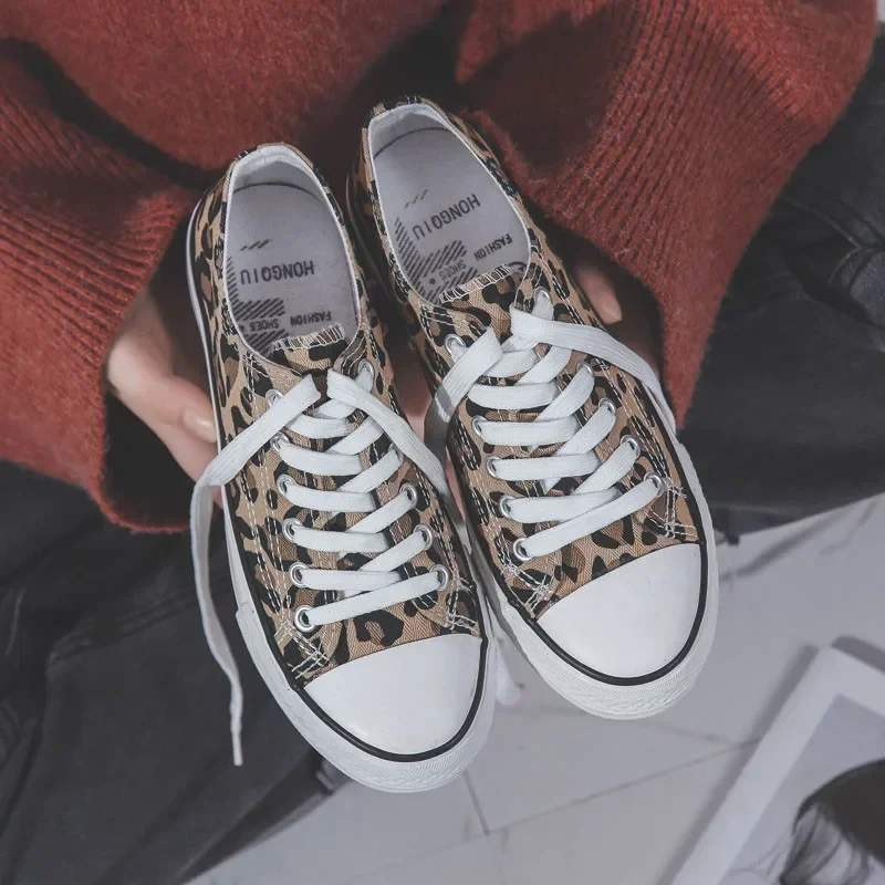 New Leopard Print High Top Canvas Shoes Harajuku Sneakers Fashion Lace-up All-match Flat Women Classic Streetwear Platform Shoes