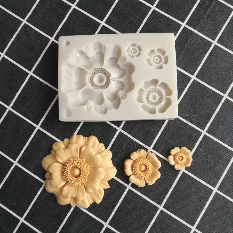 Silicone 3D Daisy Wild Chrysanthemum Flower Shape Mold Baking Mold Chocolate Baking Fondant Cake Accessories Tools Resin Mould