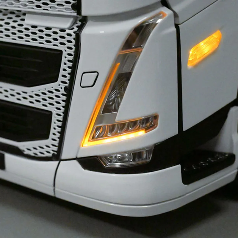 

Cockpit Center Grille Kit with Headlights for Tamiya 1/14 RC Truck for VOLVO FH16 750 Model Car DIY Parts