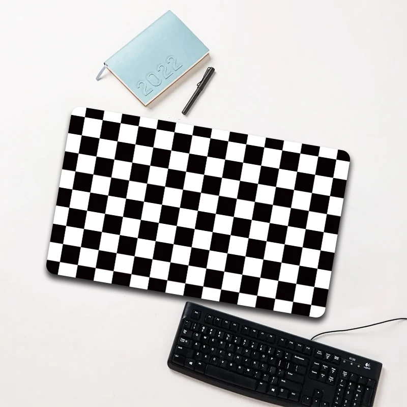 

Black White Checkerboard Mouse Pad Large Non-slip Waterproof Desk Mat for Laptop Office