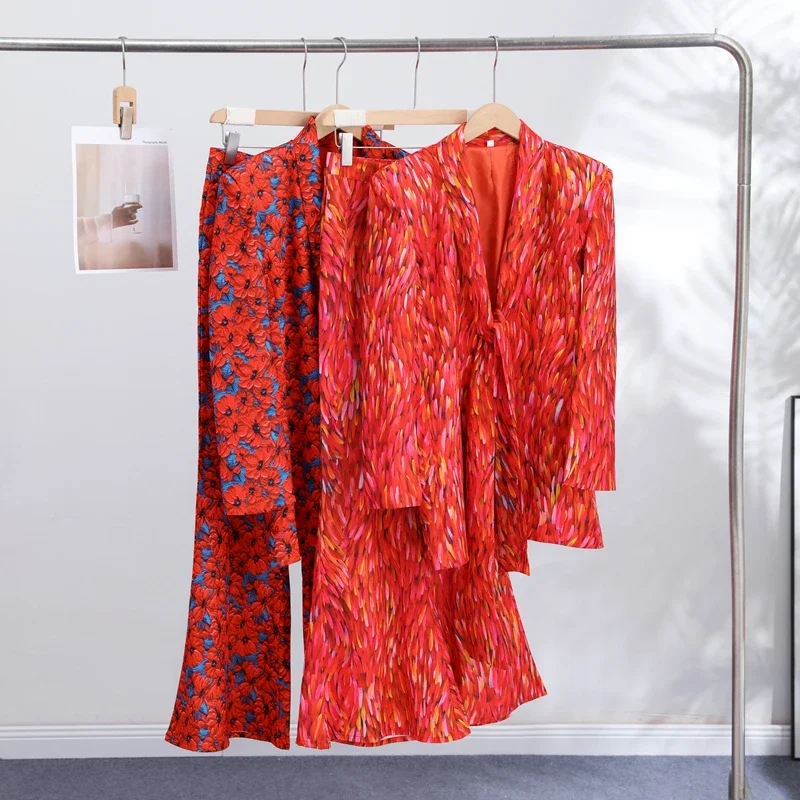 Modisches Damen-Blazer-Set mit Print, 2026, Langarm, Gürtel, V-Ausschnitt, Tailliert, Schlanke Damenjacke, Weite Hose, 2-teiliges Set – Detail 4