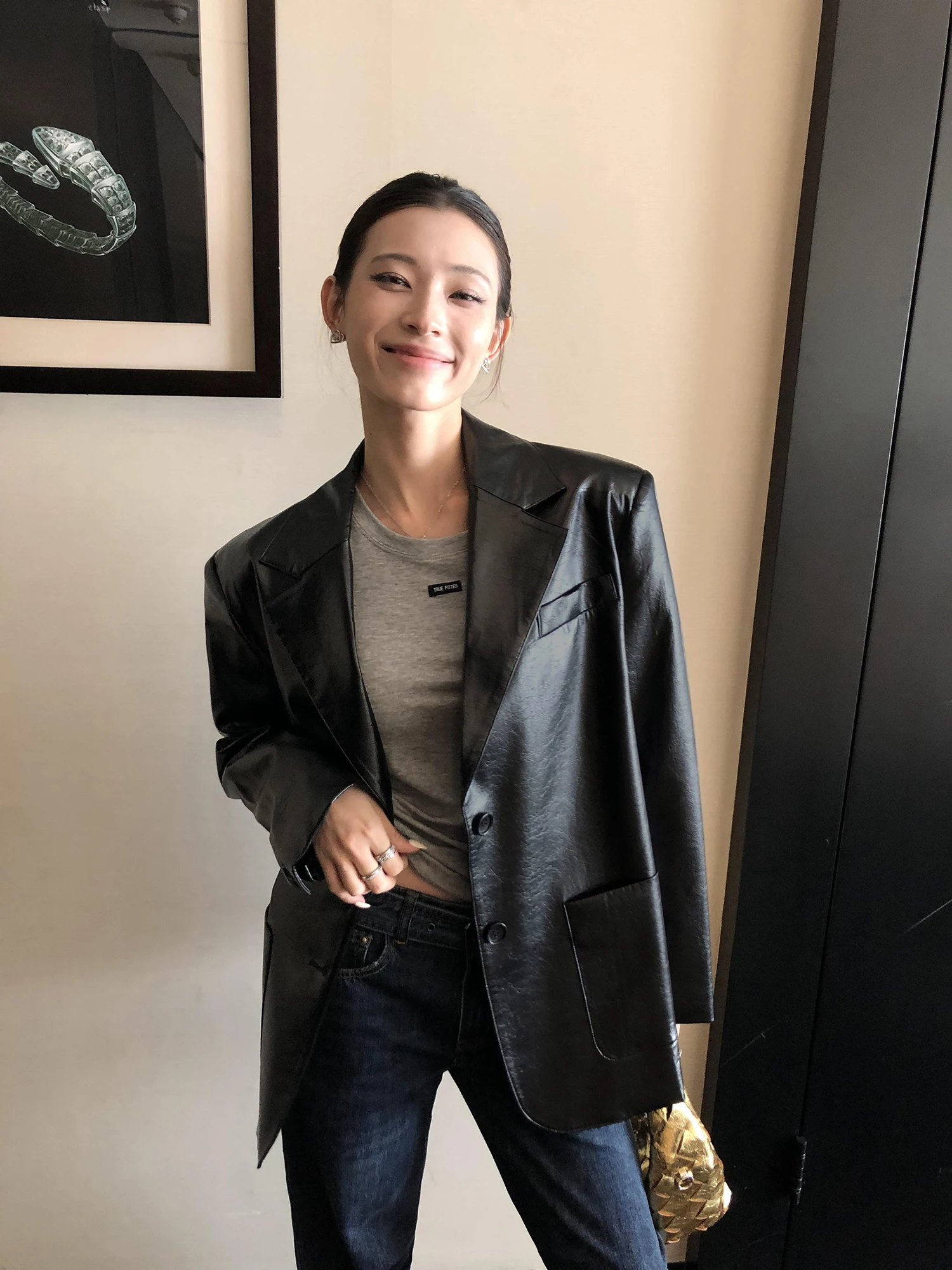 

Женская куртка ChenMiFan из искусственной кожи, повседневная, винтажная, свободного кроя, с подплечниками, стандартной длины, осенняя модная верхняя одежда