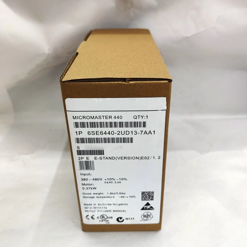 

6SE6440-2UD13-7AA1 MICROMASTER 440 without Filter 3AC380-480V+10/-10% 47-63Hz 6SE6 440-2UD13-7AA1 New in Box