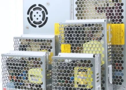 

EMACS Zippy P2F-5500V ROHS B00P2F050V001Server Power Supply