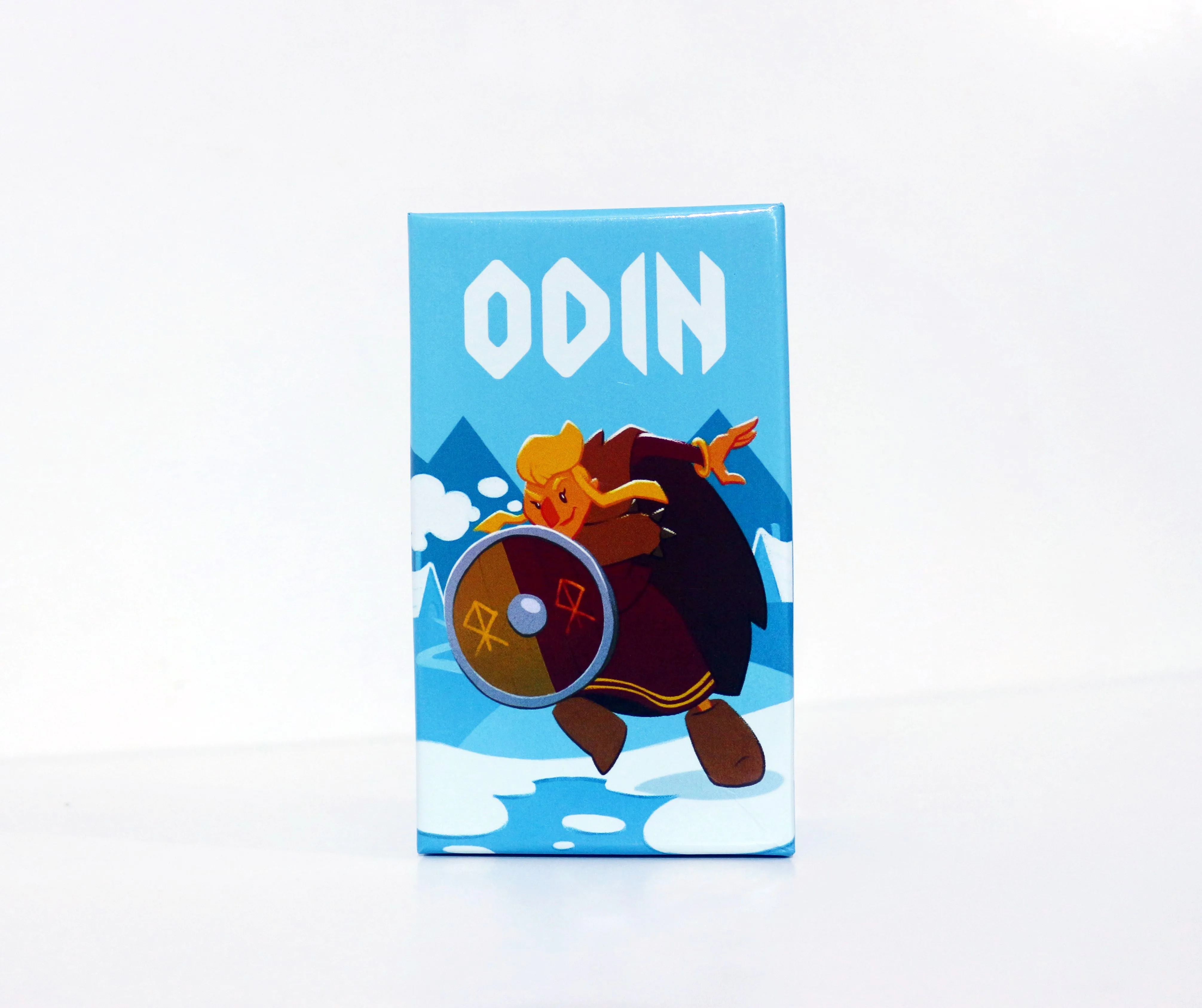 Odin |   Jeu de cartes |   2-6 joueurs |   15 minutes jouant |   Jeu de société amusant pour fête en famille