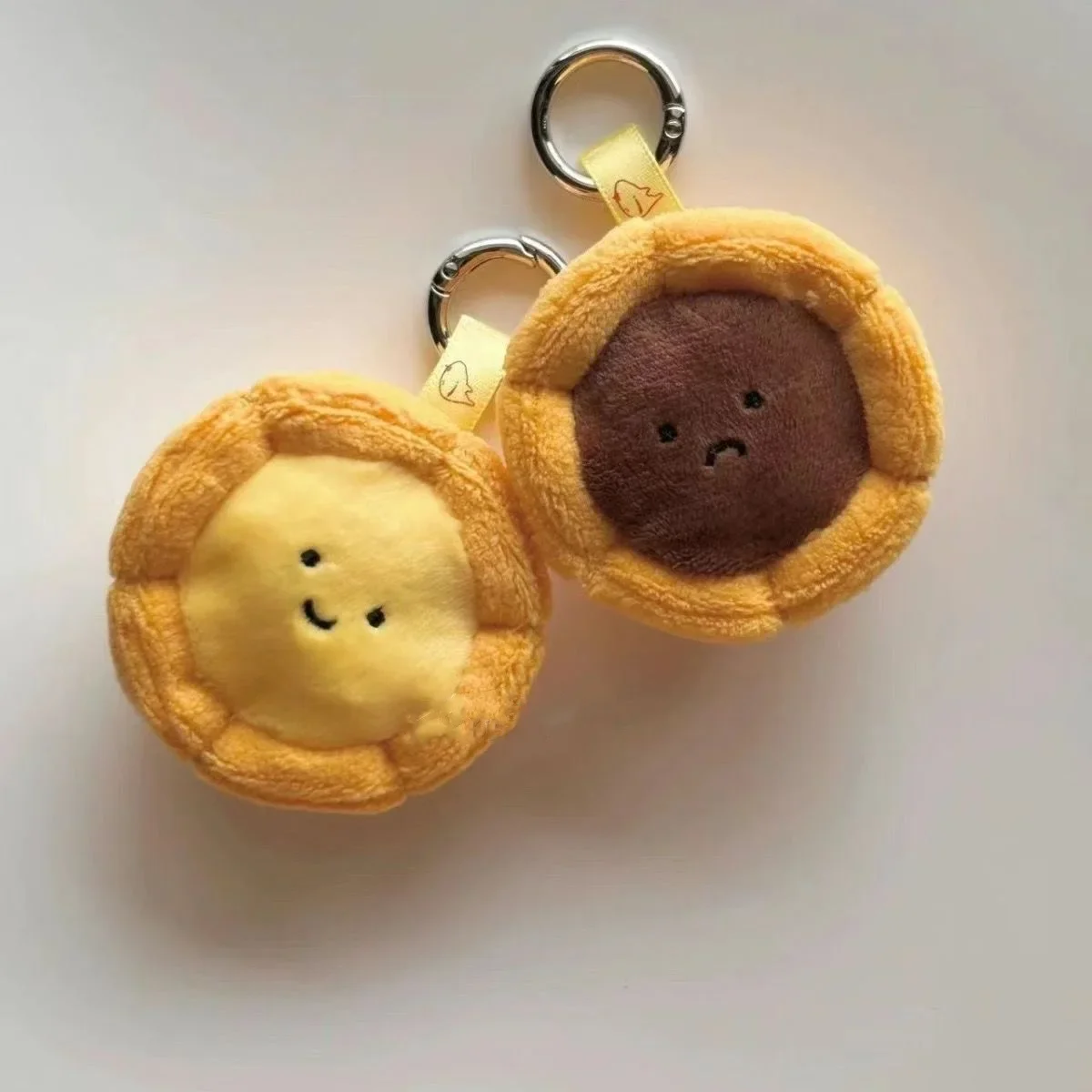 Cartoon Cute Egg Tart Dessert Baking Plush Toy Chocolate Egg Tart Pendant Doll Keychain Stuffed Plush Cadeau Maitresse Ecole