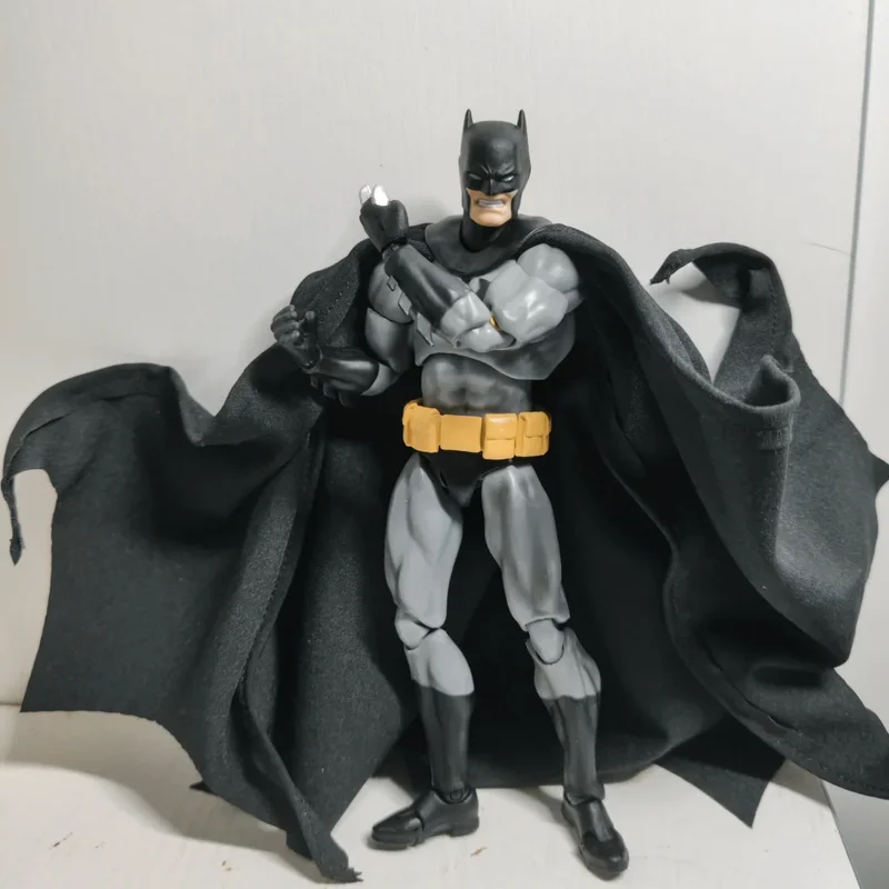 

Mafex126 Limited Edition Batman Action Figure Bjd Model Toy For Anime Fans Desktop Decoration Collectible Character Gift