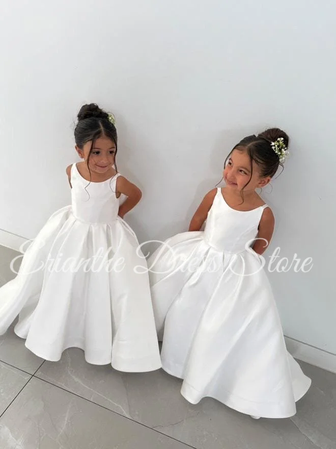 Semplice abito da ragazza di fiore in raso avorio per matrimonio gonfio senza maniche con fiocco Abito da ballo per prima comunione per festa di compleanno per bambini personalizzato