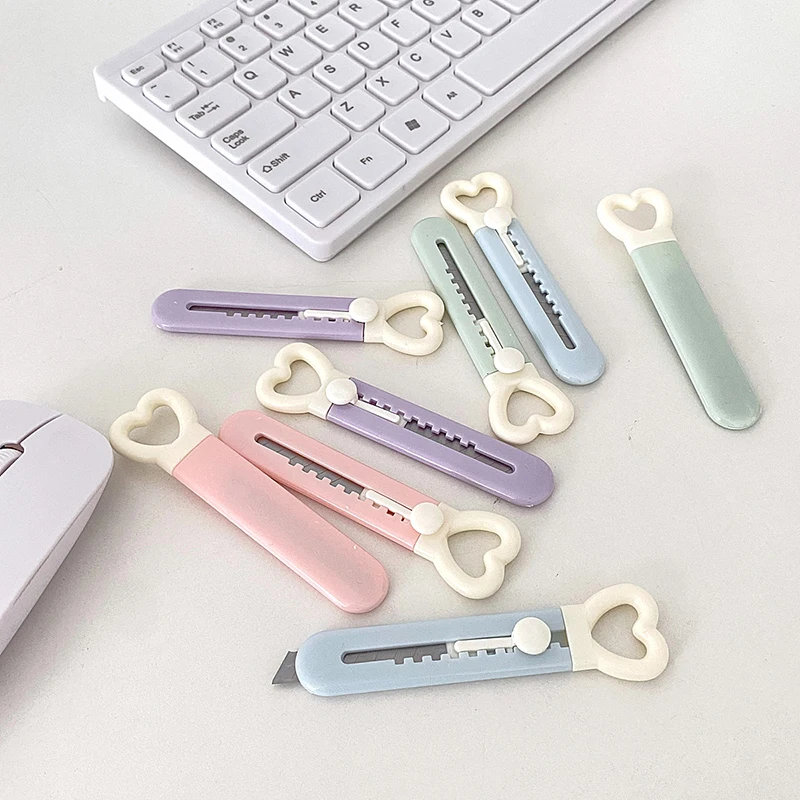 1PCS Kawaii Love Heart Utility Knife Paper Cutter Pocket Knife Safety Box Cutter Envelope Opener Refillable Blade Stationery