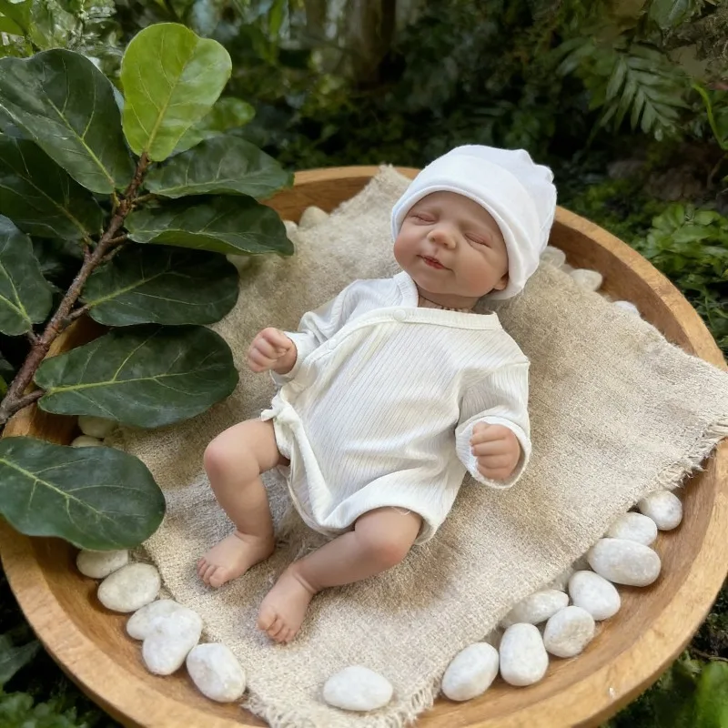 Bambole per bambini rinate con capelli dipinti da 48 cm Pascale con ciglia radicate Giocattolo in cotone sicuro per ragazze