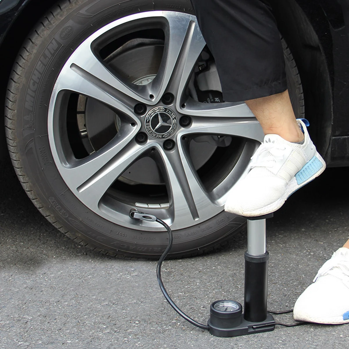 

Inflator Foot Mini Air Pump Portable Tire Pressure Gauge for Bike Forks Floor Fall The Ground