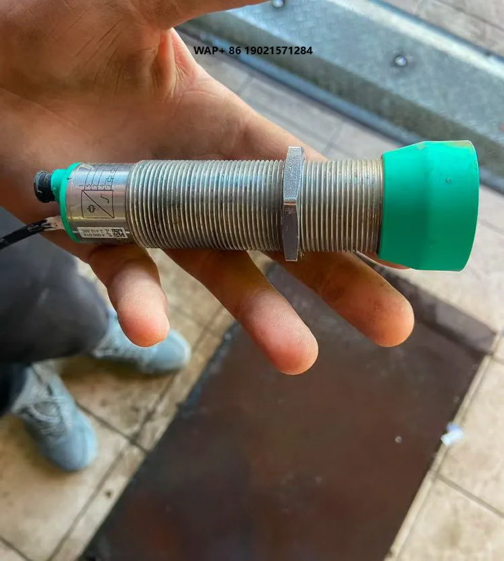 

1pcs bridge ultrasonic sensor with parameters, 1pcs M12 sensor, 1pcs speaker for Shuifu PE-M9 touchless car wash machine