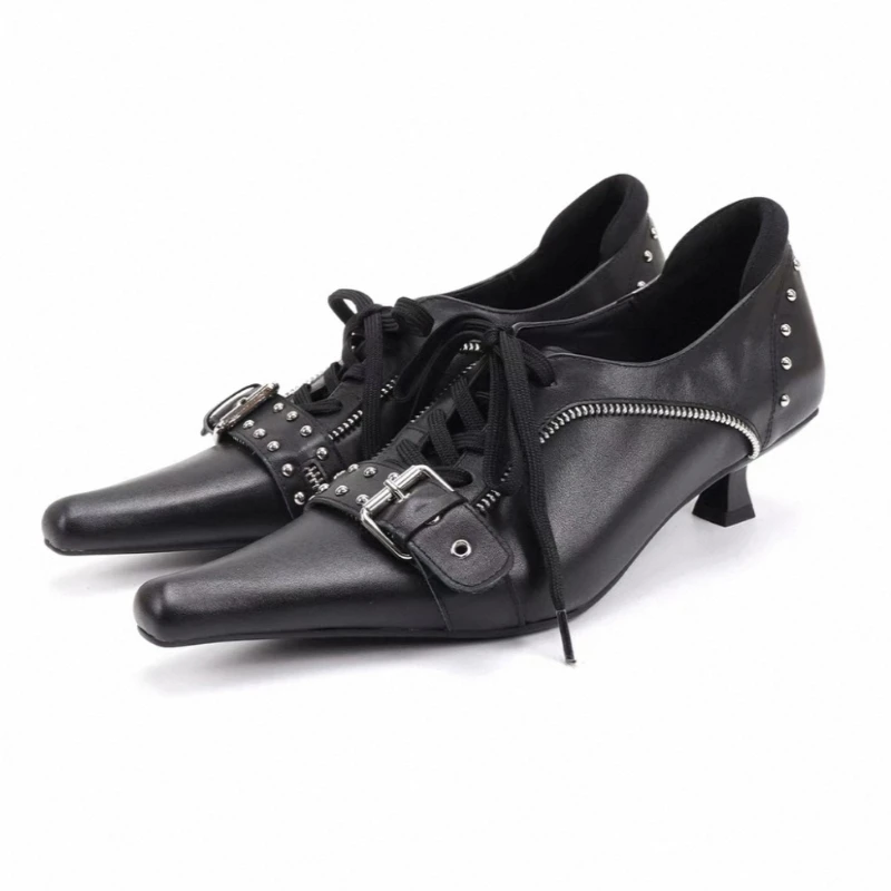 2026 Spring Belt Buckle Rivet Design Kitten Heel Women Pumps Pointed Toe Lace Up Casual Shoes Punk Style Comfort Designer Heels