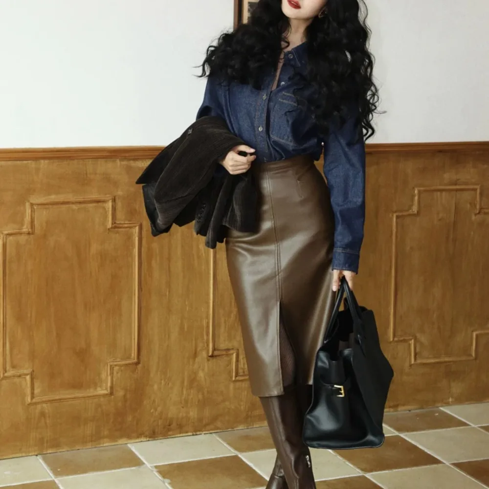 Saias bodycon de couro real mulheres 2025 sping cintura alta magro midi-comprimento senhoras sexy frente divisão preto marrom saias de pele de carneiro