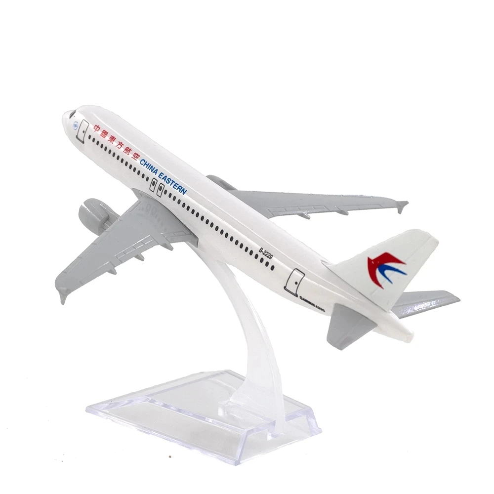 1/400 Scale Alloy Aircraft Airbus A320 China Eastern Airlines 16cm Airplane Model Toys Decoration Children Gift Collection