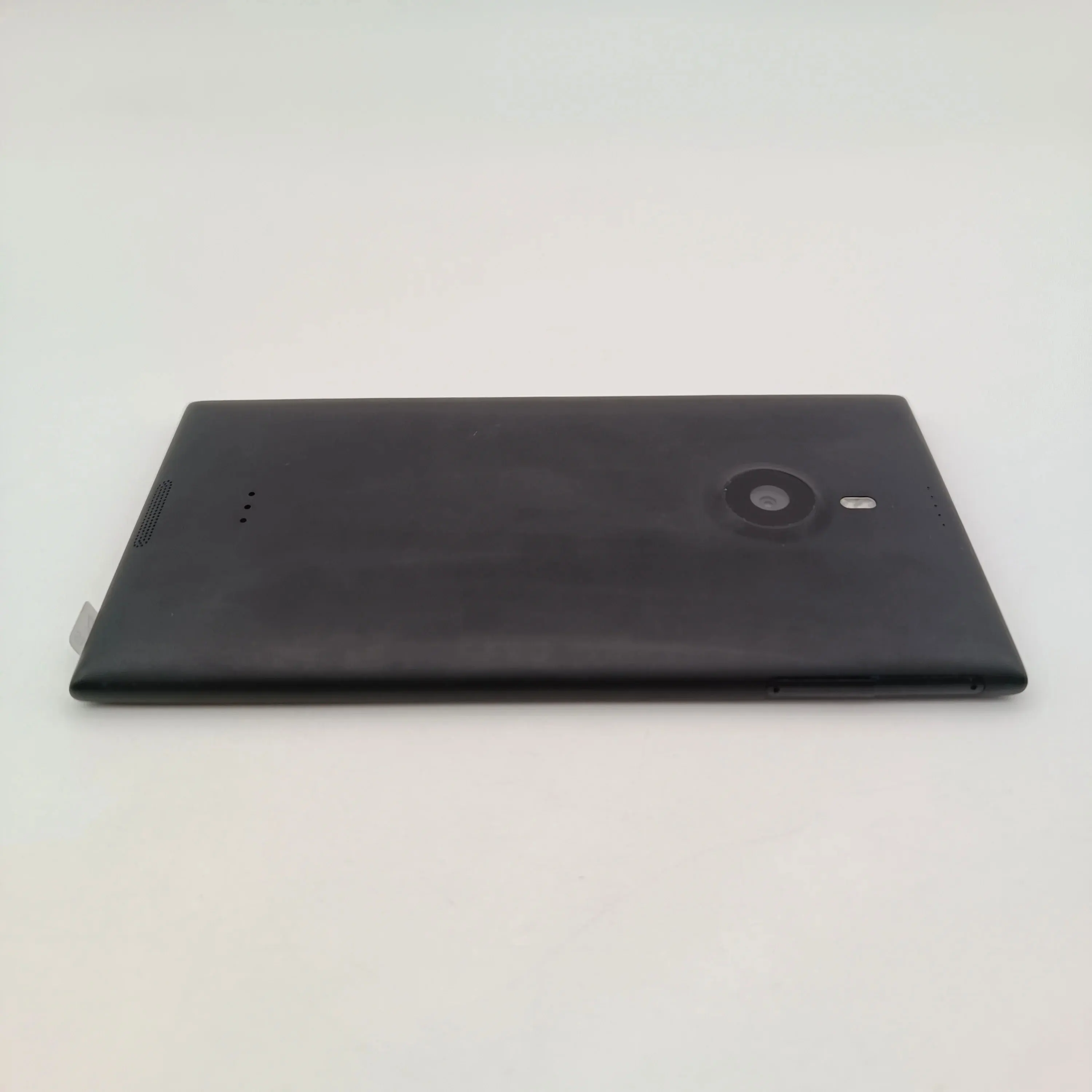 هاتف محمول Lumia 1520 أصلي مصنوع في فنلندا يدعم اللغة الإنجليزية بحالة جيدة