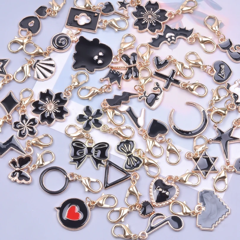 10/20/30/40pcs Wholesale Black Enamel Charms With Lobster Clasps Fit Backpack Bag Keychain DIY Moon Star Heart Pendant Materials