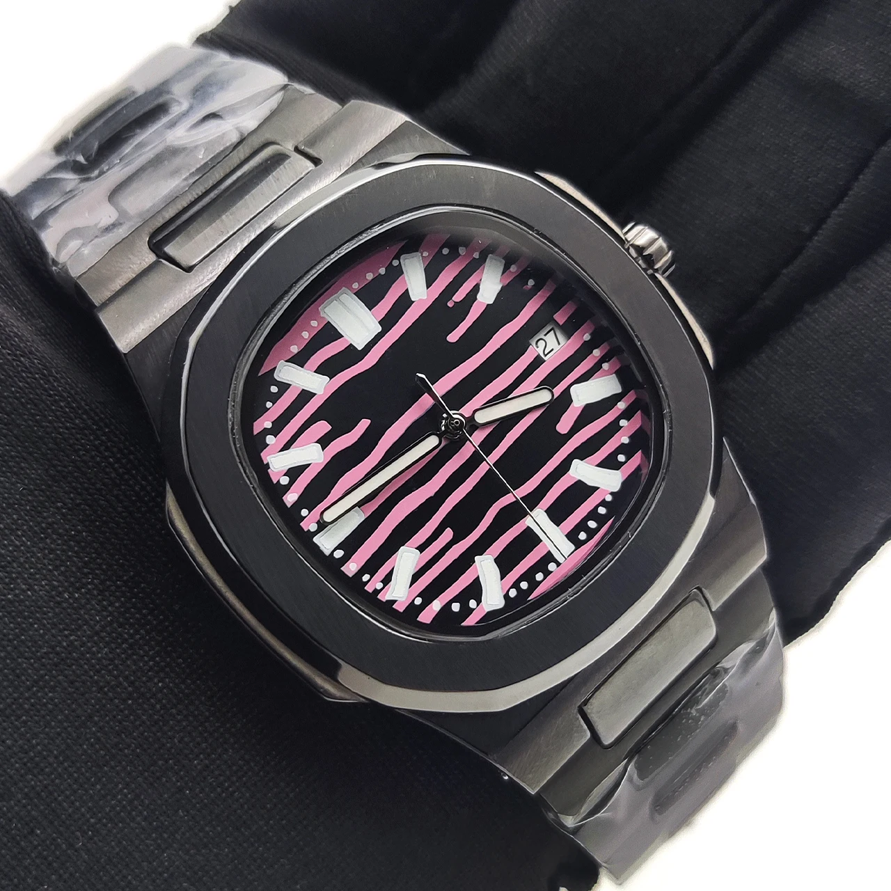 42mm NH35 Classic Black Automatic Watch, Stripe Textured Dial Sapphire Crystal Solid Caseback DIY Mod, Hot Sale Fashion