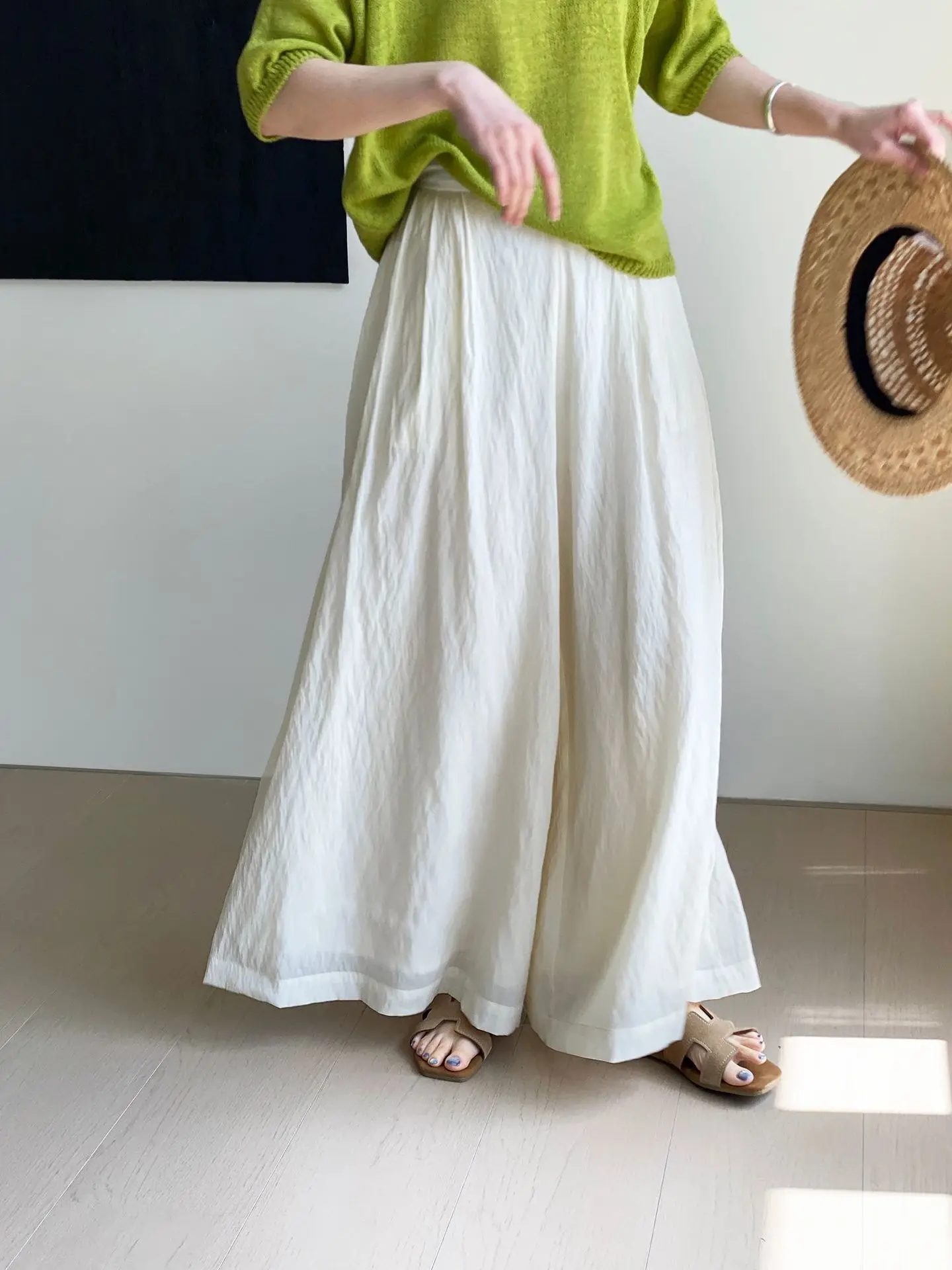 Pantalon UMI MAO avec un tempérament frais, jupe froissée texturée, grands pantalons pour femmes, jambes avec une sensation fluide