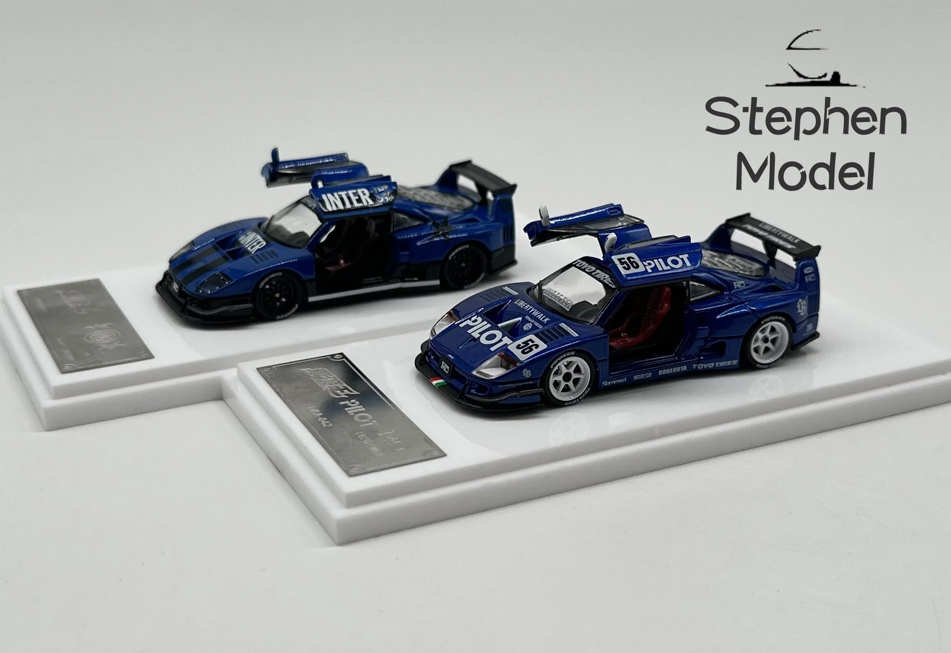 Demon King Auto 1:64 F40 LB-Works # 56 نموذج سيارة باراماونت أزرق / إنتر ميلان أسود أزرق دييكاست