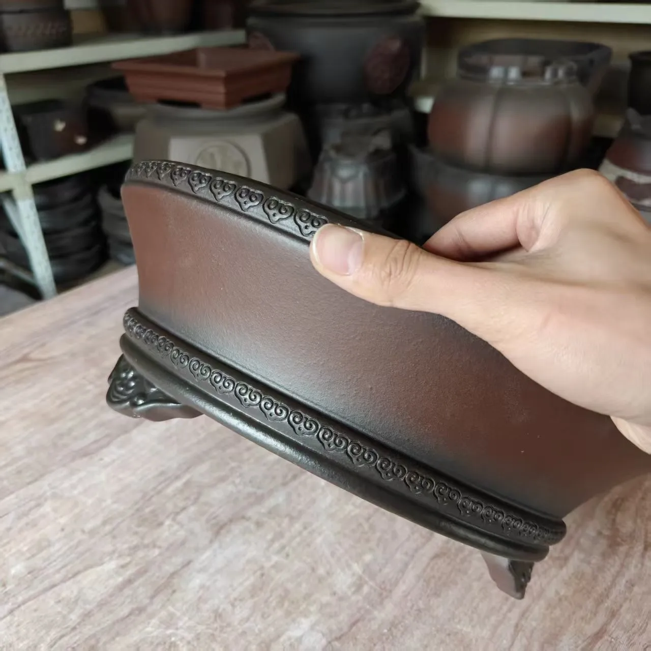 Classic Hand craved Round shape Yixing Antique Style High Quality Unglazed bonsai pot