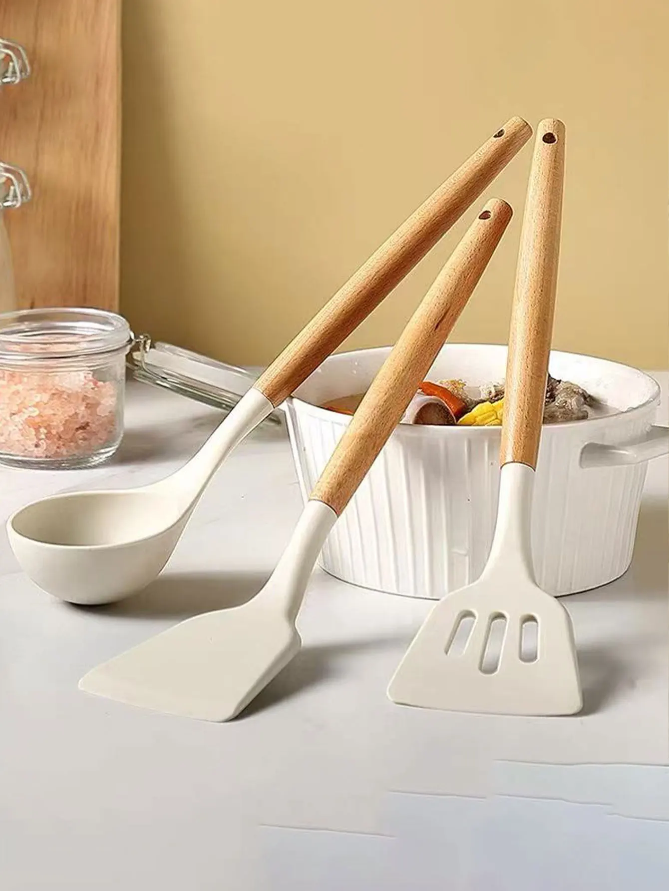 Food-Grade Kitchen Utensil Set, Soup Spoon, Silicone Spatula, Wooden Handle, Cooking Spatula Set, High Temperature Resistant, Non-Stick Pan Specific, 3-Piece Set