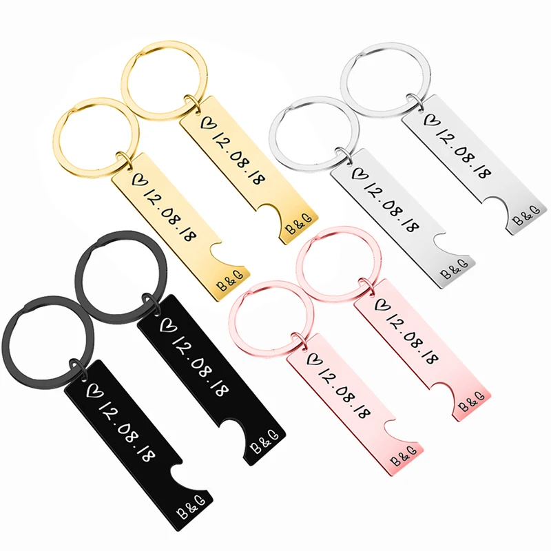 Personalized Heart Keychain Set Engraved King Date and Name Love Keyring Gift for Couples Girlfriend Boyfriends Key Chain Rings