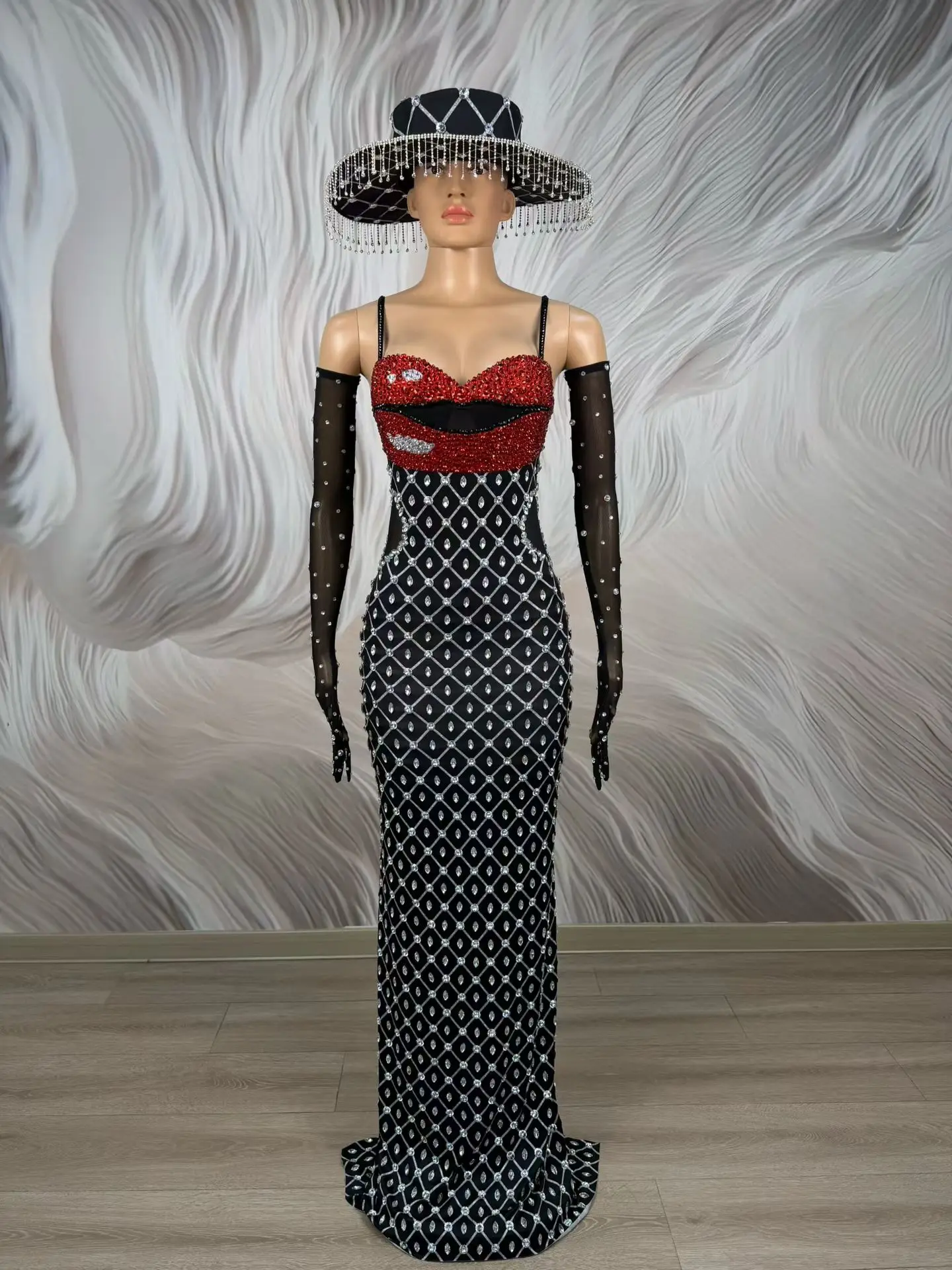 Hongchun Luxury Black Diamond Mesh Mermaid Dress with Red Lip Design Matching Hat and Gloves Formal Evening Party Outfit