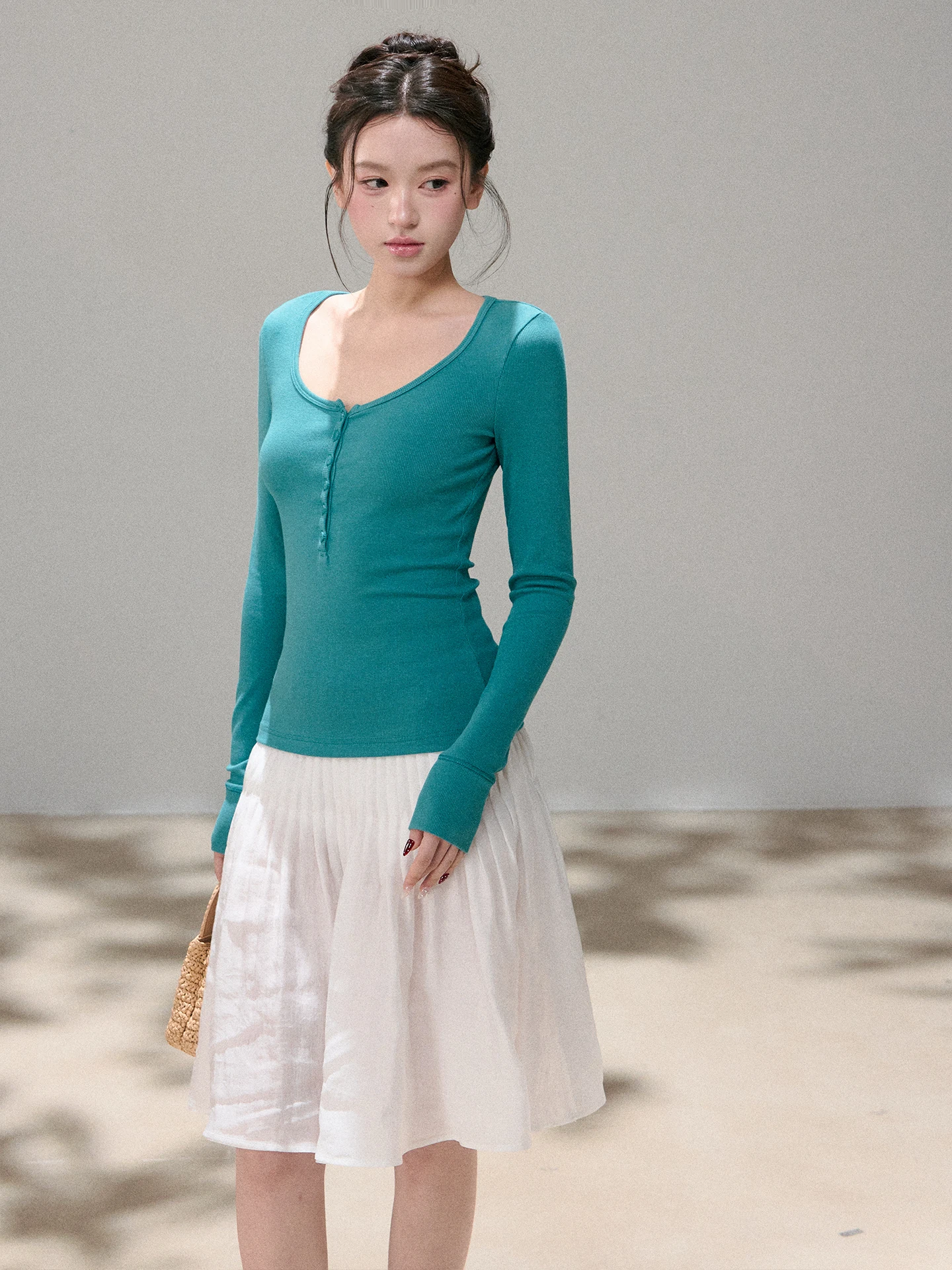 

OIOI E Slim Fit Long Sve T-irt Henry Collar Casual Sle Women's Top Faionable Comfortable Breathable Spring Wear