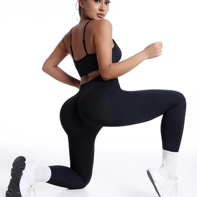 ​ ​ Sexy feminino halter conjunto de sutiã esportivo 2 peça almofada removível copo yoga outfit ginásio fitness jogger calças anti choque treino conjunto fitness