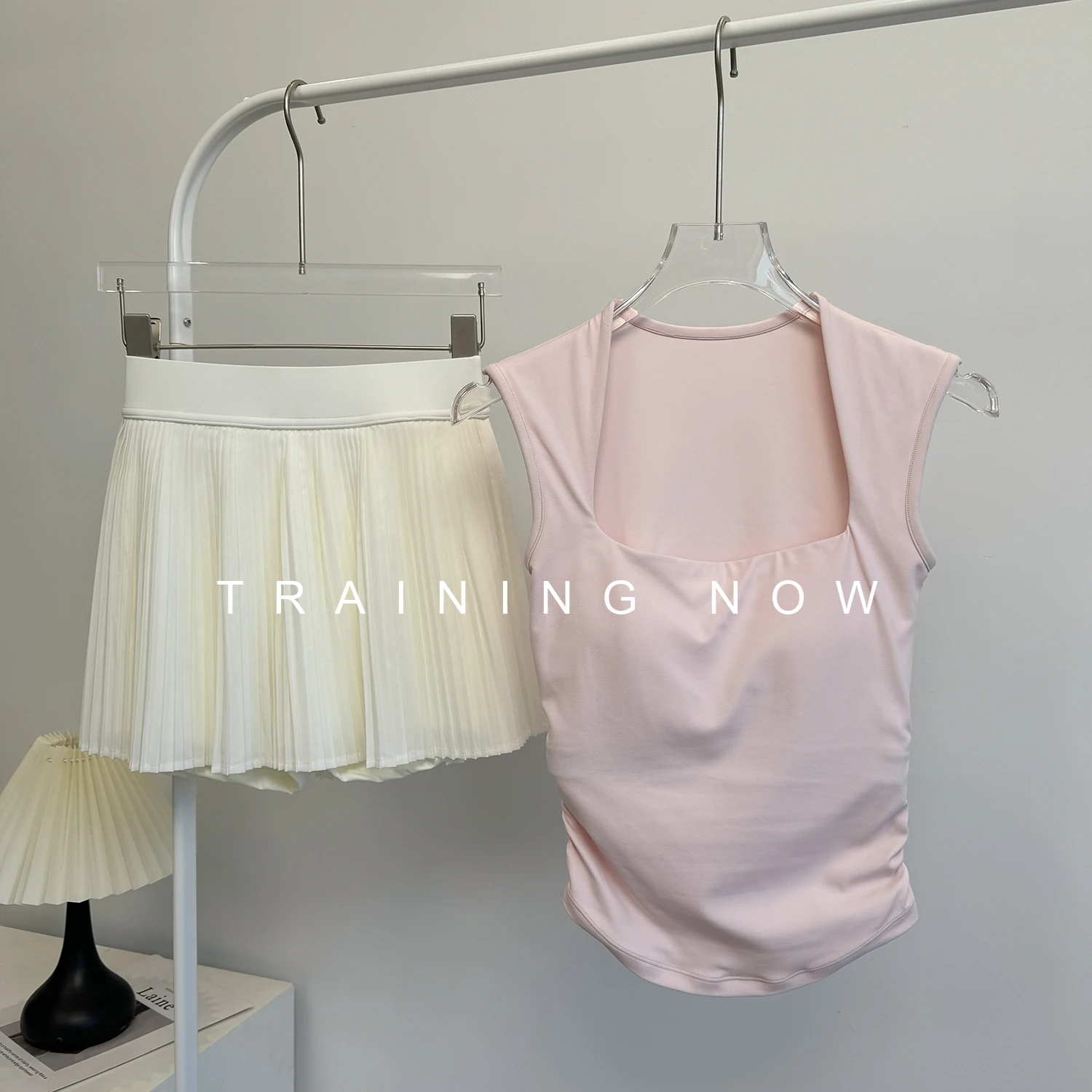 

Advanced yoga suit set for women's summer beautiful gym training quick-drying morning jogging suit badminton tennis sports suit